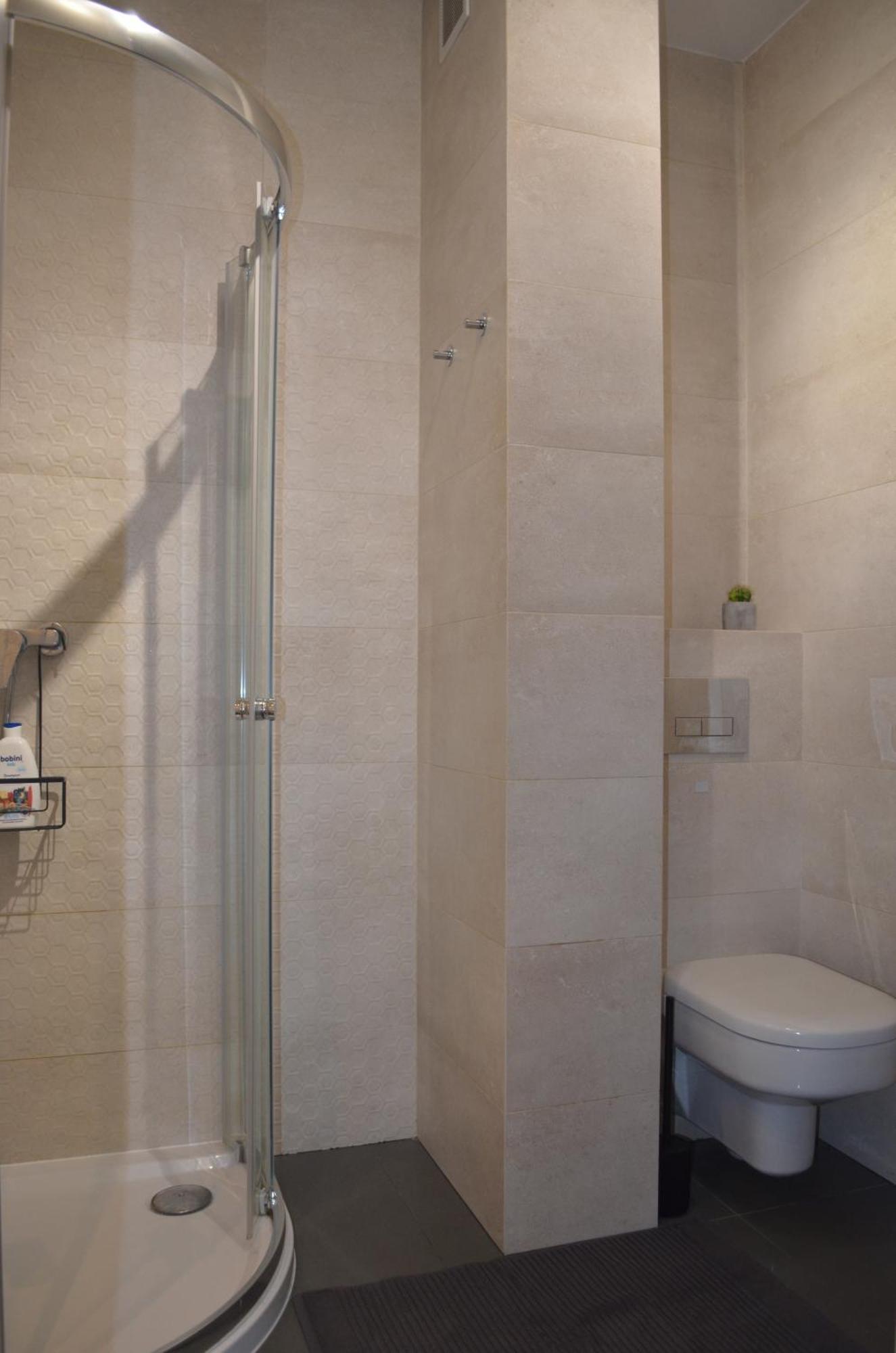 Apartment Sosnowiec City - Free Parking - Easy Check-In 외부 사진